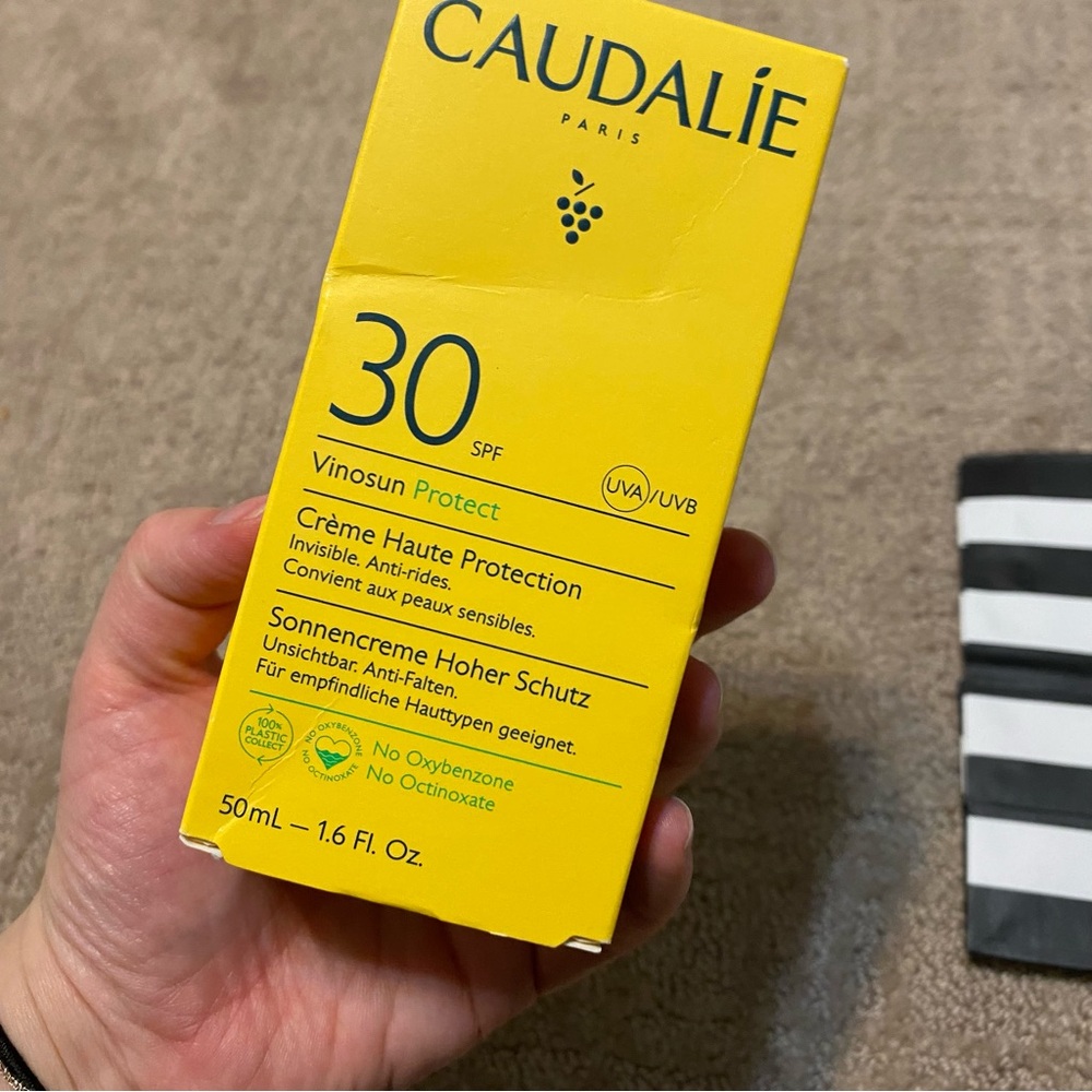 New ~ {Sephora} Beauty Bundle | Lipsticks, SPF, Face Mask, Concealer - Picture 11 of 15